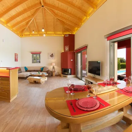 Sleeps 6 Pool Wifi Vila Mousata