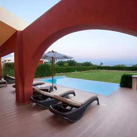 Sleeps 6 Pool Wifi *